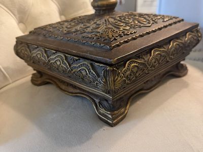 Vintage-Style Ornate Bronze Decorative Storage Box w/ Lid, Aged Finish