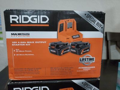 RIDGID 18V MAX Output Starter Kit with (2) 4.0 Ah Batteries and Charger