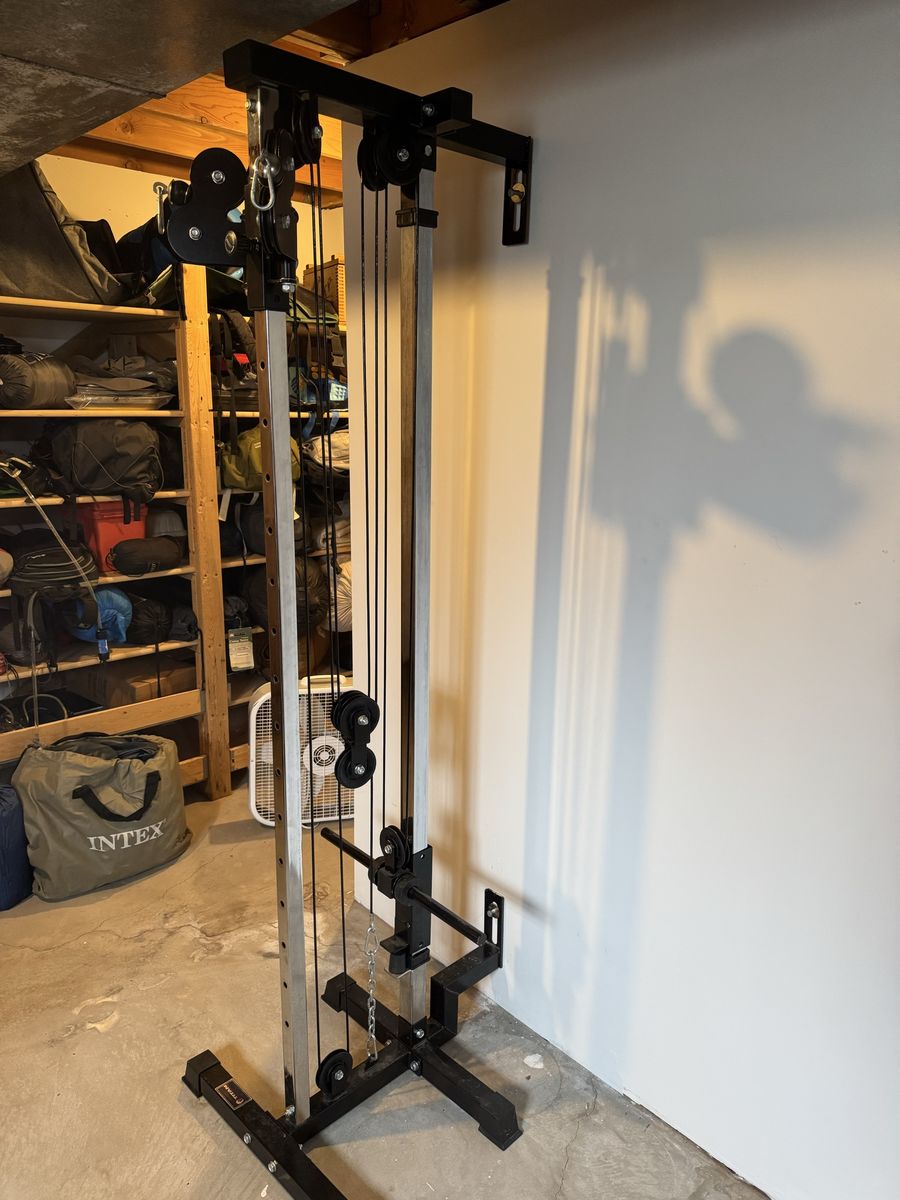 Titan Fitness Pulley Tower And Accessories