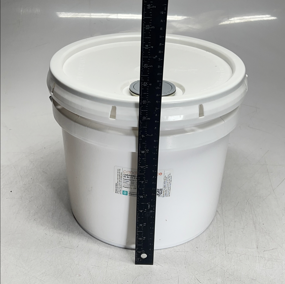 Main image 6