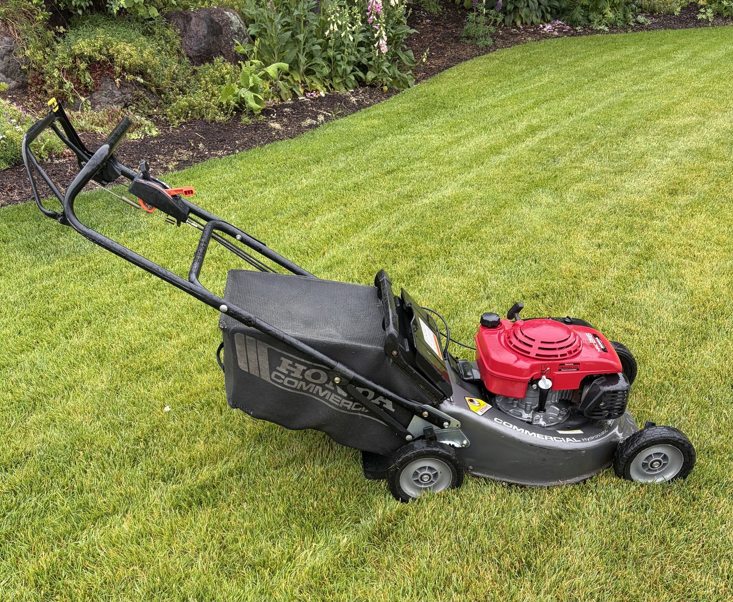Honda HRC 216 Commercial Mower in Excellent Condition