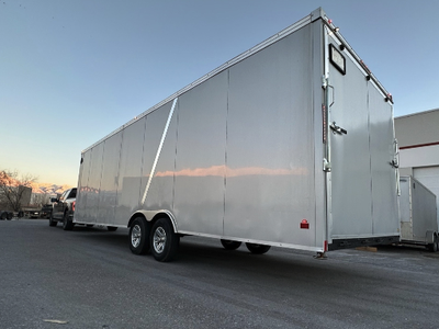28' HM Enclosed Trailer for Rent