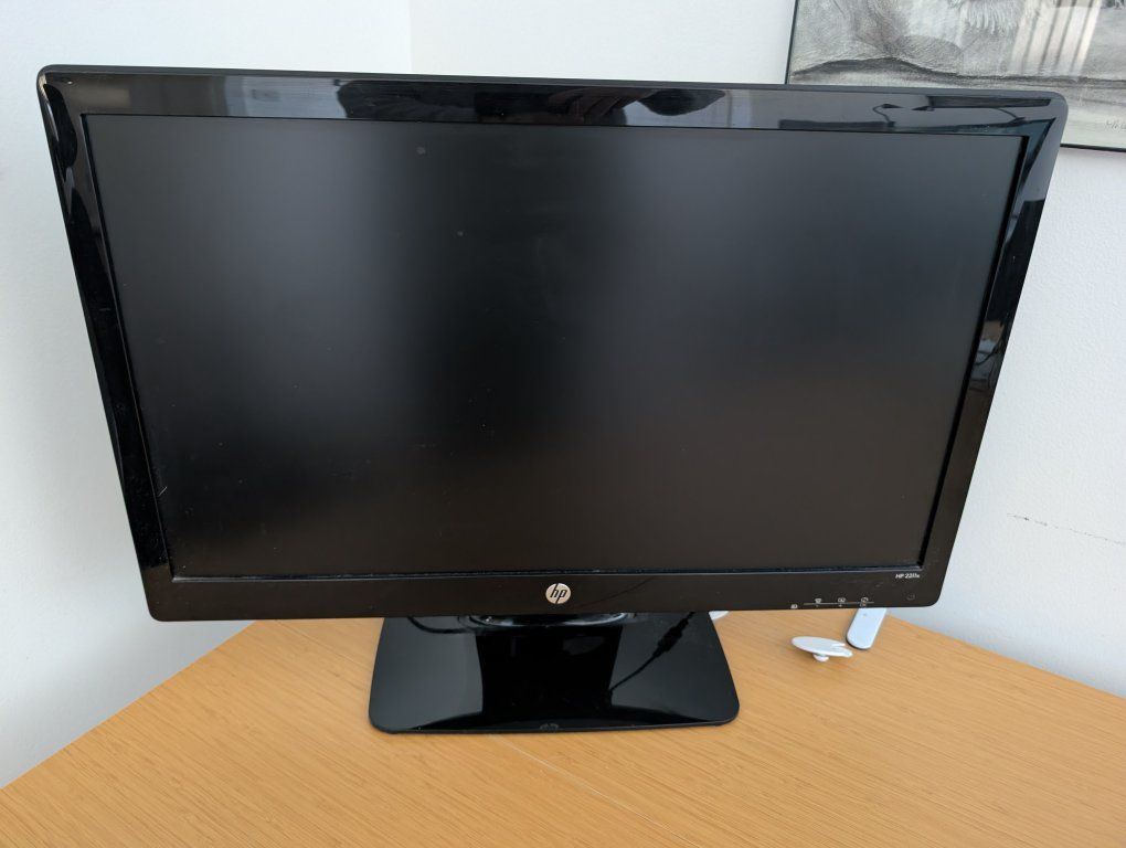 HP 23" Widescreen LED Monitor (1920x1080)