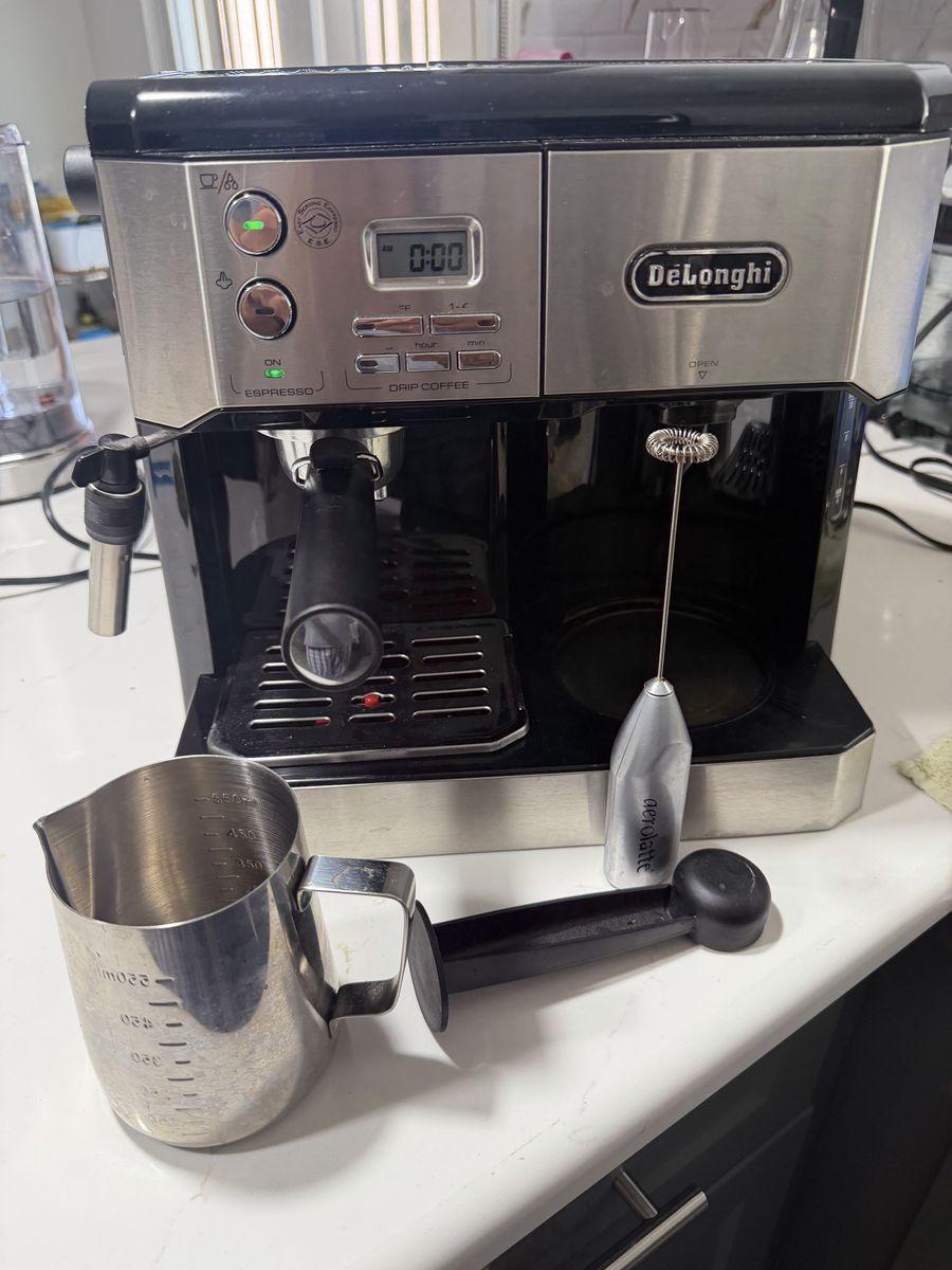 Delonghi Combination Espresso and Drip Coffee Maker with Accessories