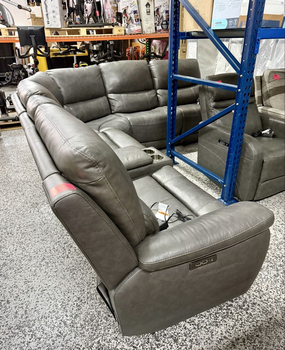 Gilman Creek Wylder Leather Power Reclining Sectional