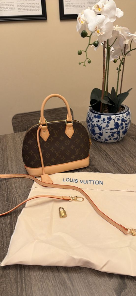 Louis Vuitton Alma PM purse Replica