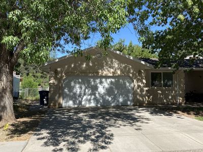 3 bedroom 2 bathroom 2 car garage home for rent