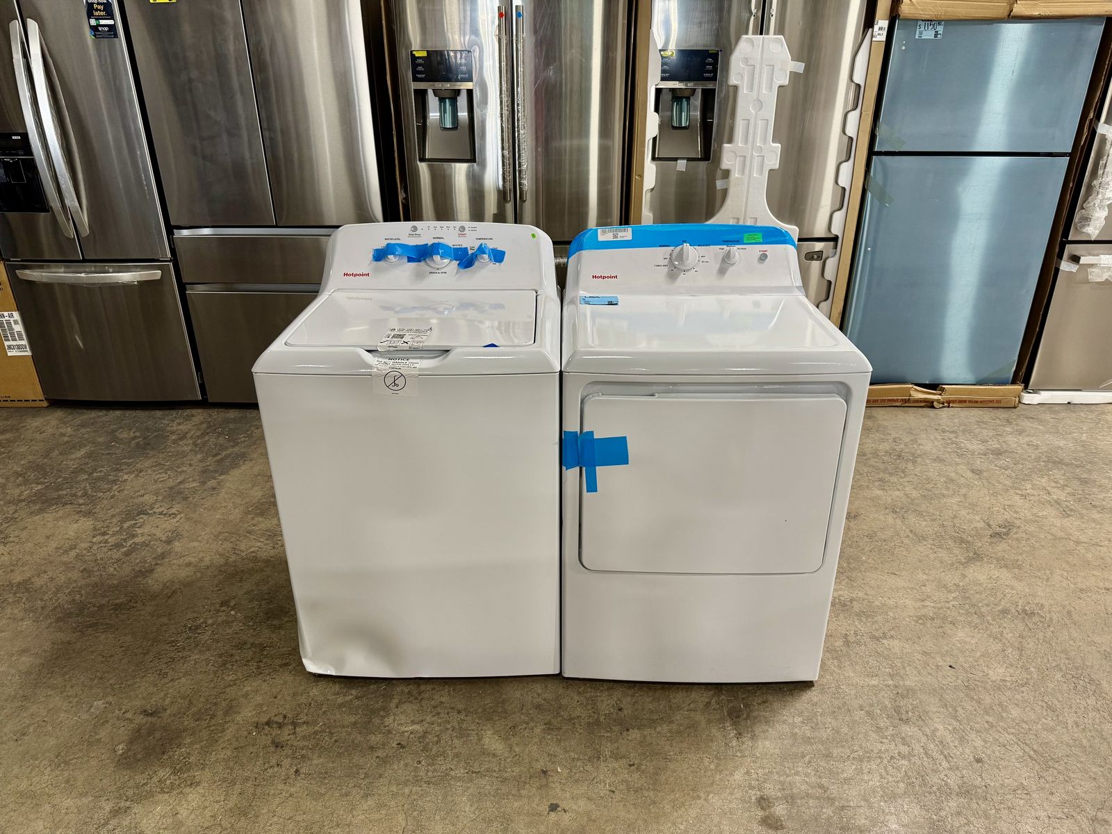 HOTPOINT TOP LOAD WASHER AND DRYER SET