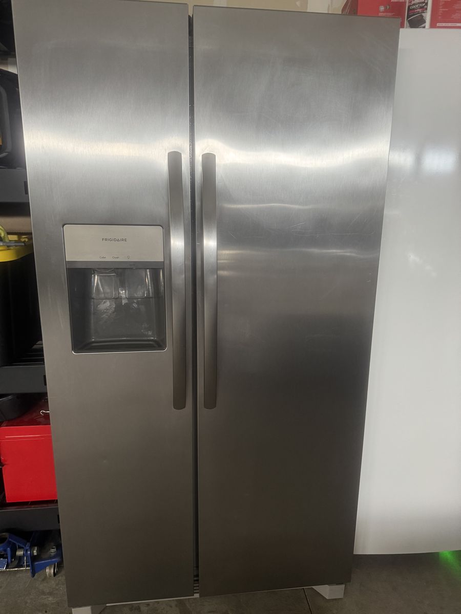 Frigidaire Refrigerator