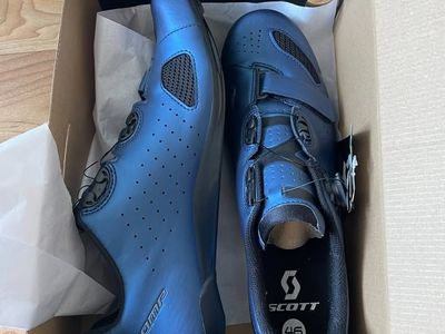 Brand new Scott Road Comp Boa cycling shoes size 46