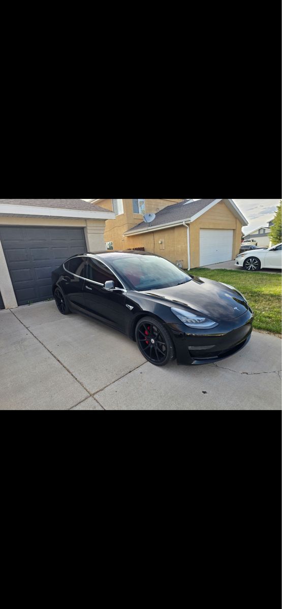 2018 Tesla Model 3 Performance