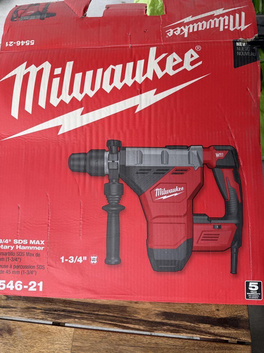 Milwaukee rotary hammer drill