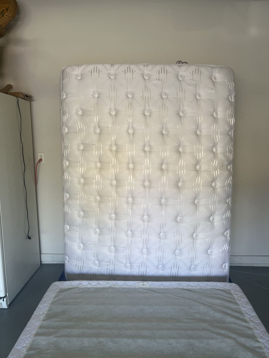 Queen Size Reversible Mattress & Box Spring Set - White, Tufted Design, Gently Used