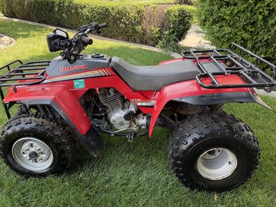 1986 Honda FourTrax 250 utility ATV (TRX250)