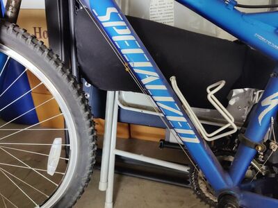 Girls specialized, hard rock bicycle.