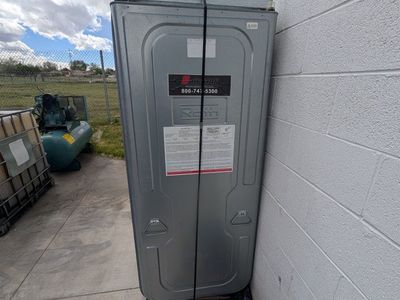 400-gallon (1500L) double-wall storage tank