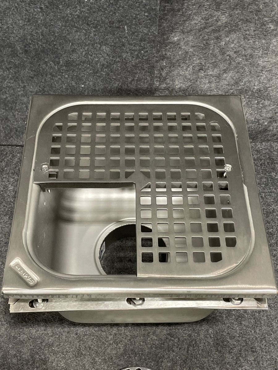 Stainless floor sink 4" no hub connection 3/4 grate