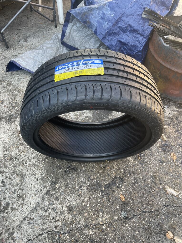 275/35/20 NEW ACCELERA TIRE