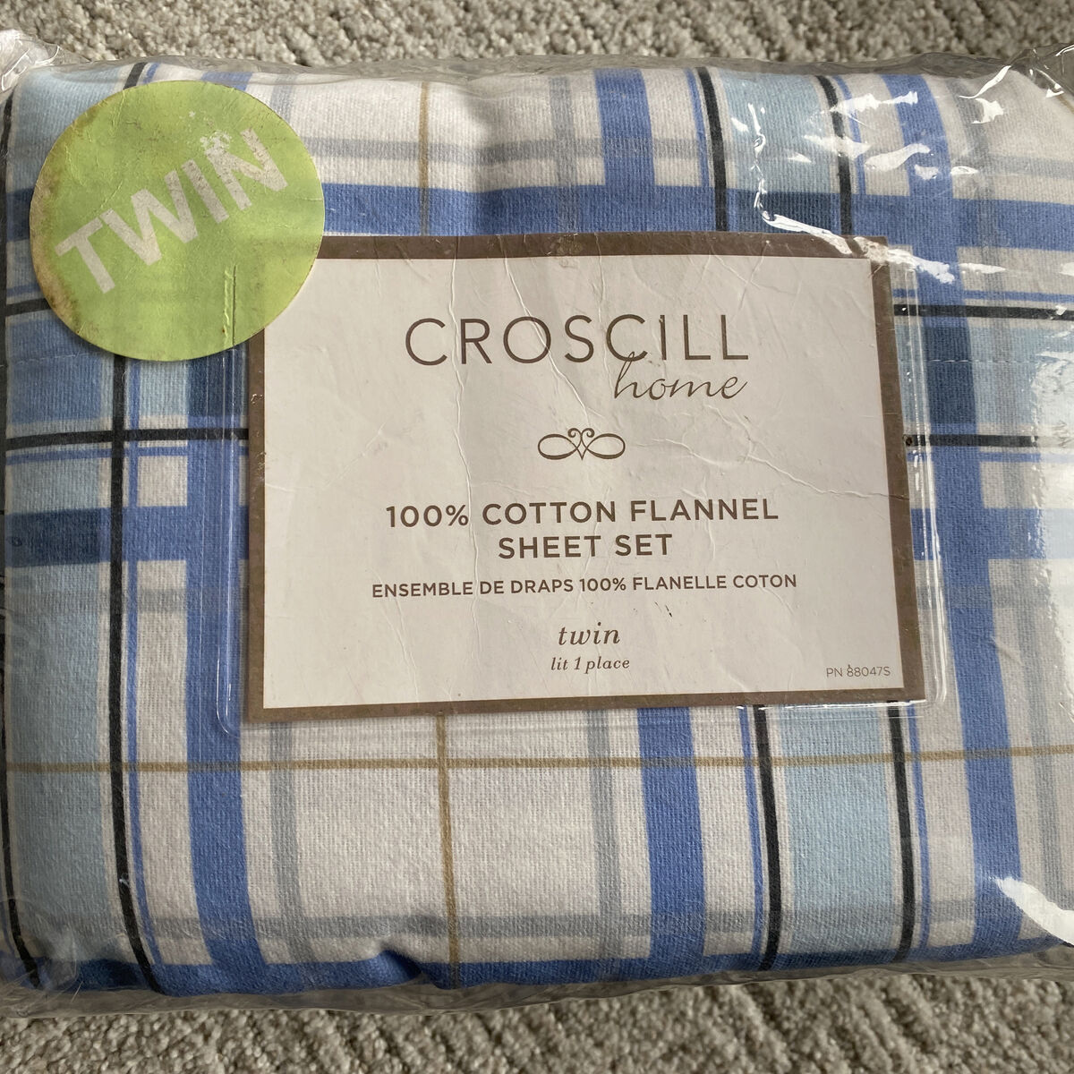 New Twin Flat Fitted Sheet Set With Pillowcase