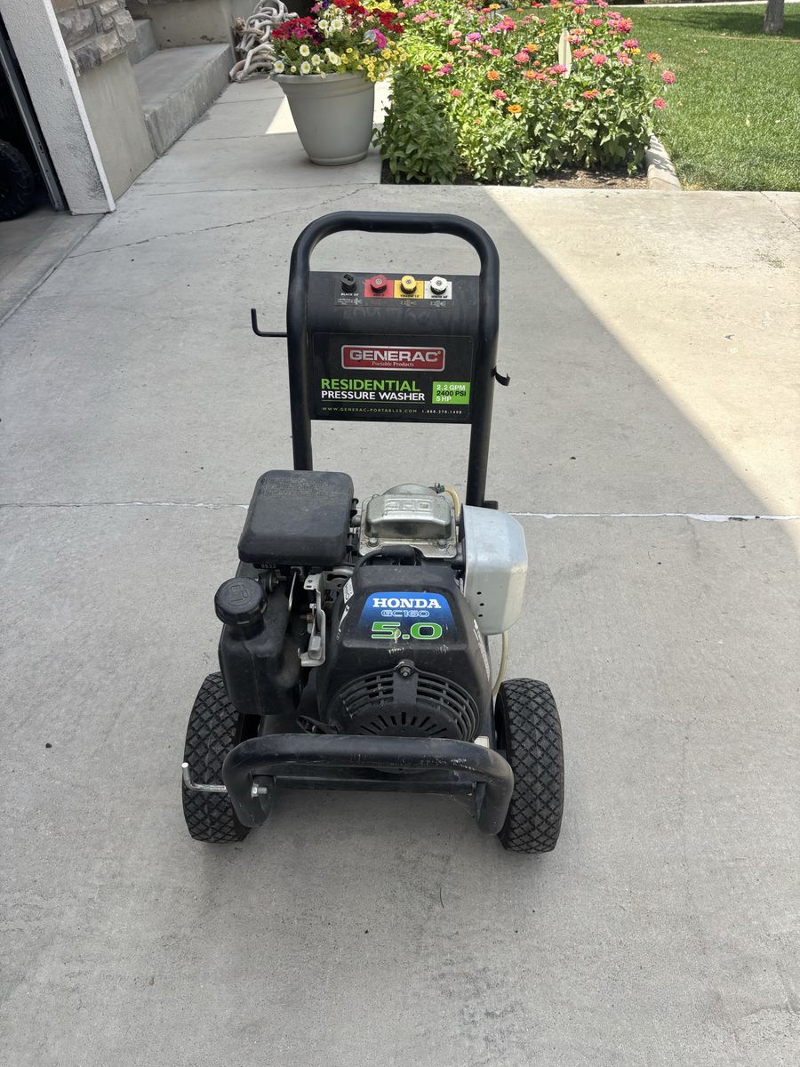 Generac Residential Pressure Washer with Honda GC160 5.0 Engine - 2.2 GPM, 2400 PSI