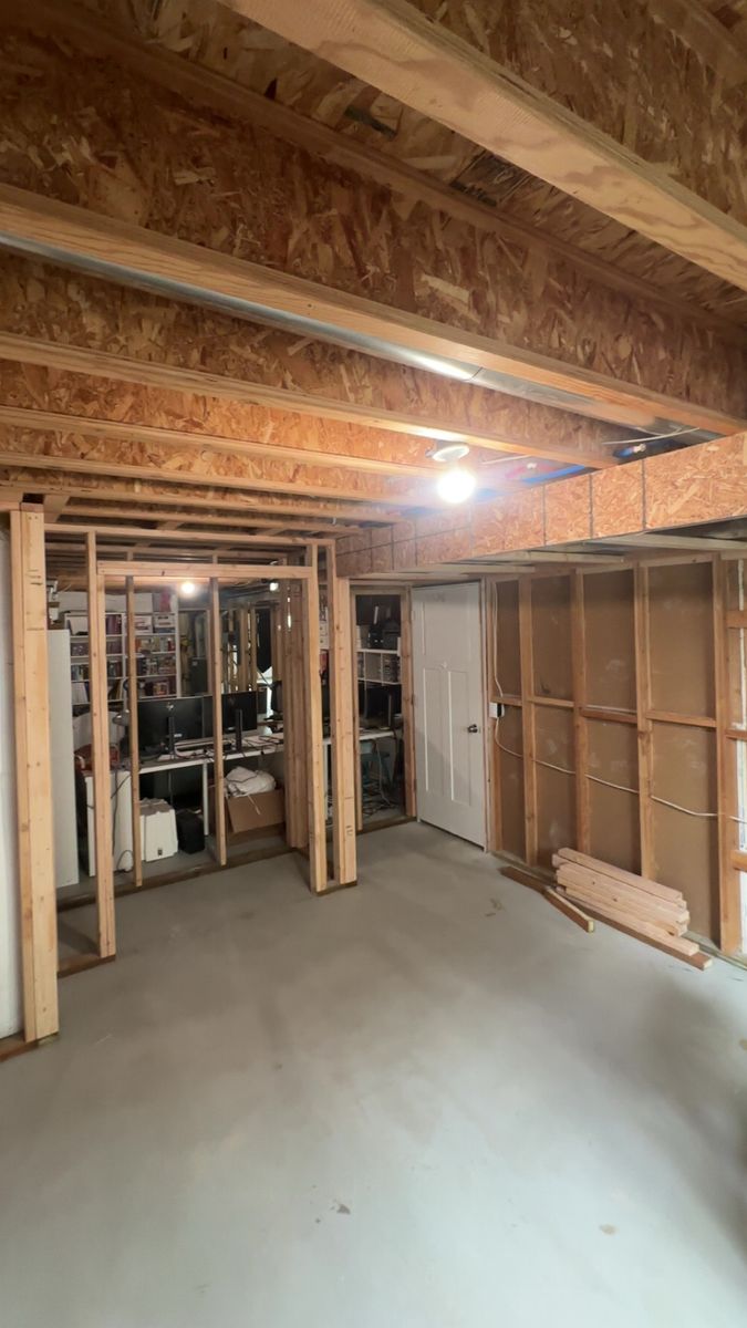 Main image 7