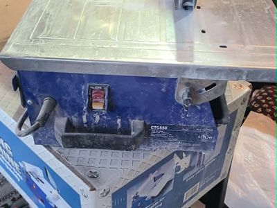 Tile Cutting Machine
