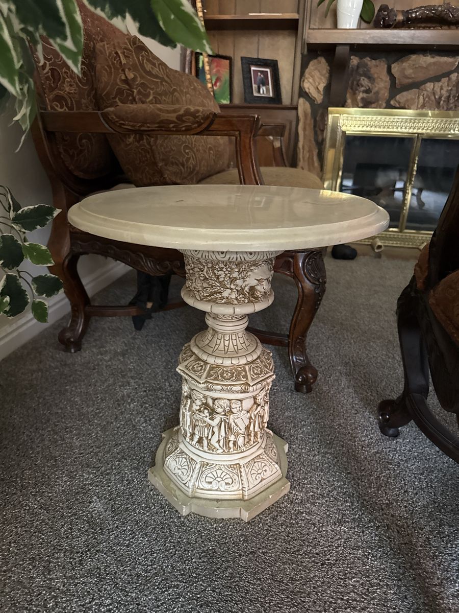 Vintage Intricate Carved Pedestal Side Table with Marble Top Accent Table