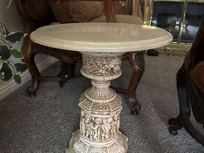 Vintage Intricate Carved Pedestal Side Table with Marble Top Accent Table