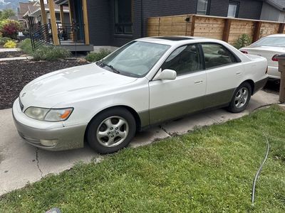 1998 Lexus ES 300h Luxury