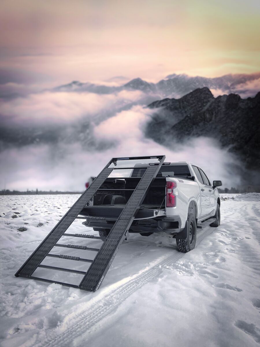 Snowmobile ramp