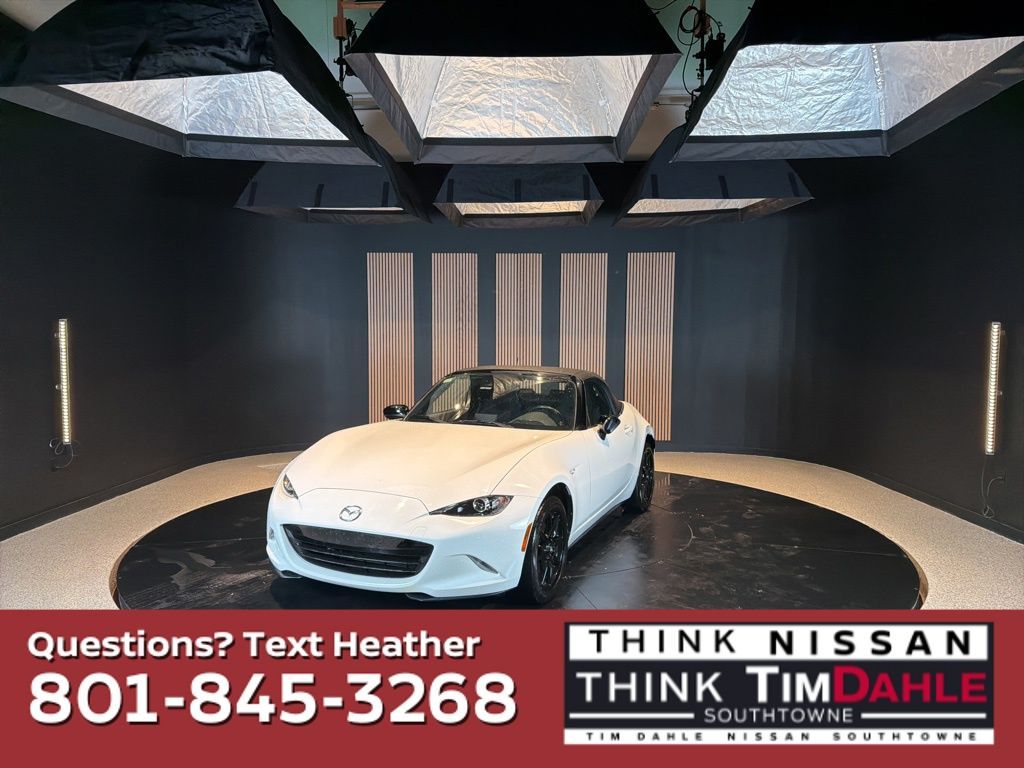 2020 Mazda MX-5 Sport