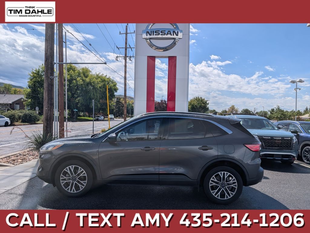 2020 Ford Escape SEL