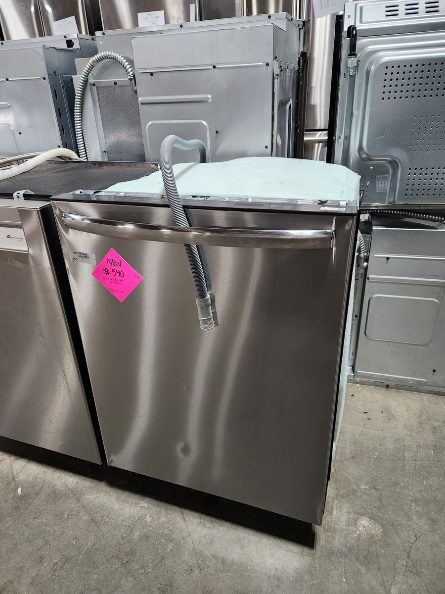 BRAND NEW! FRIGIDAIRE STAINLESS STEEL DISHWASHER