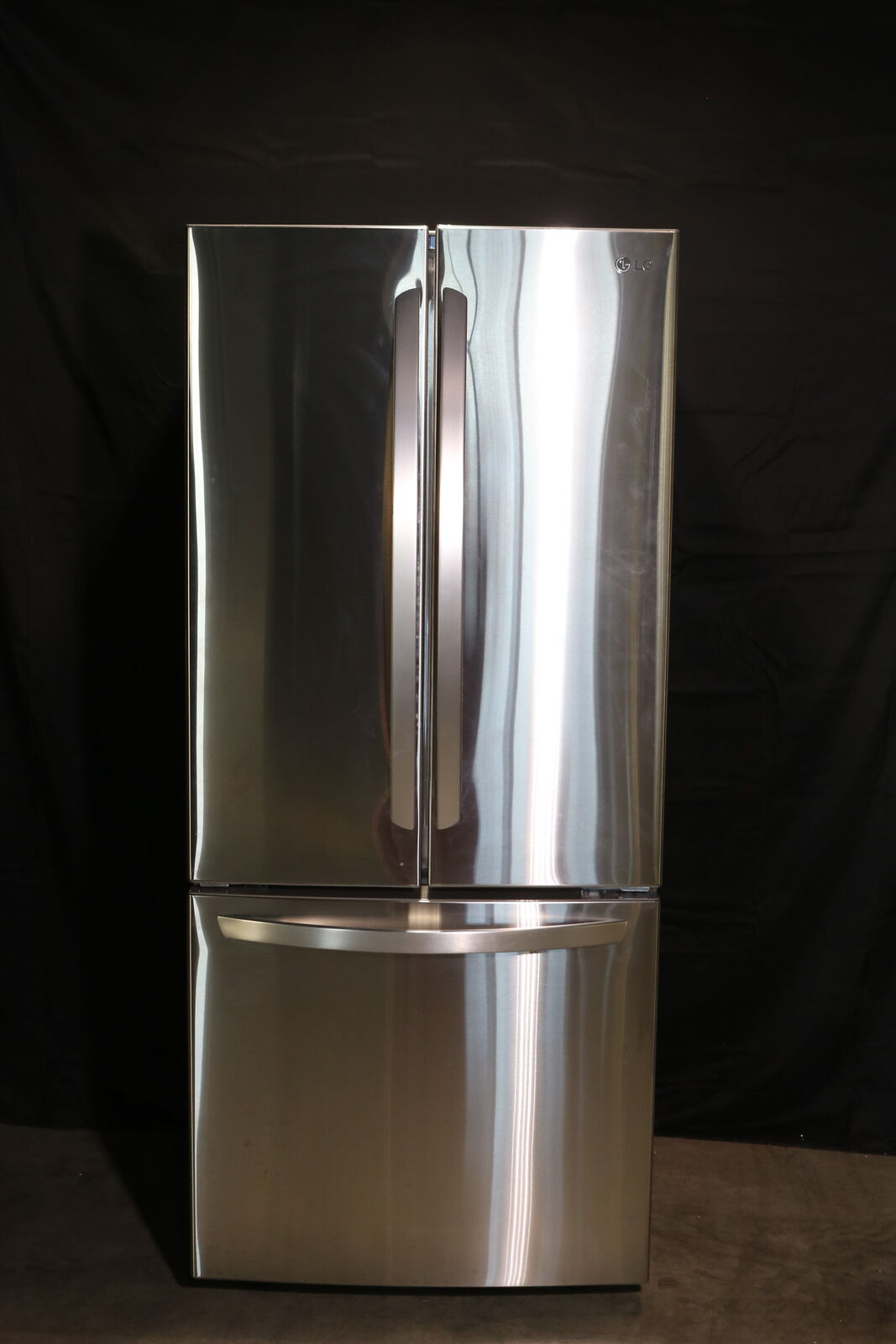 NEW!! 30 inch wide LG Refrigerator - French Door Fridge - Bottom Freezer with ice maker