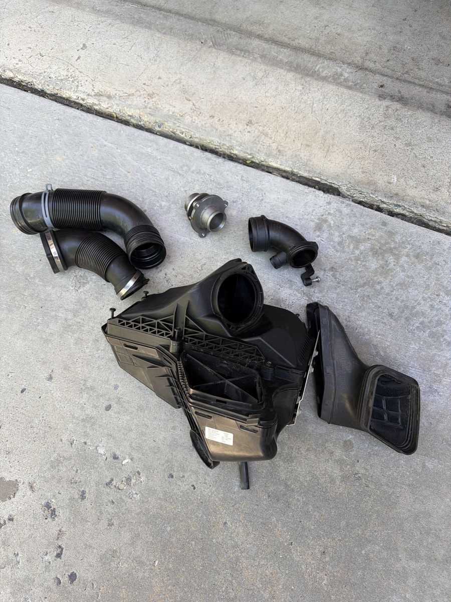 Audi a3 airbox 2013-2015 stock
