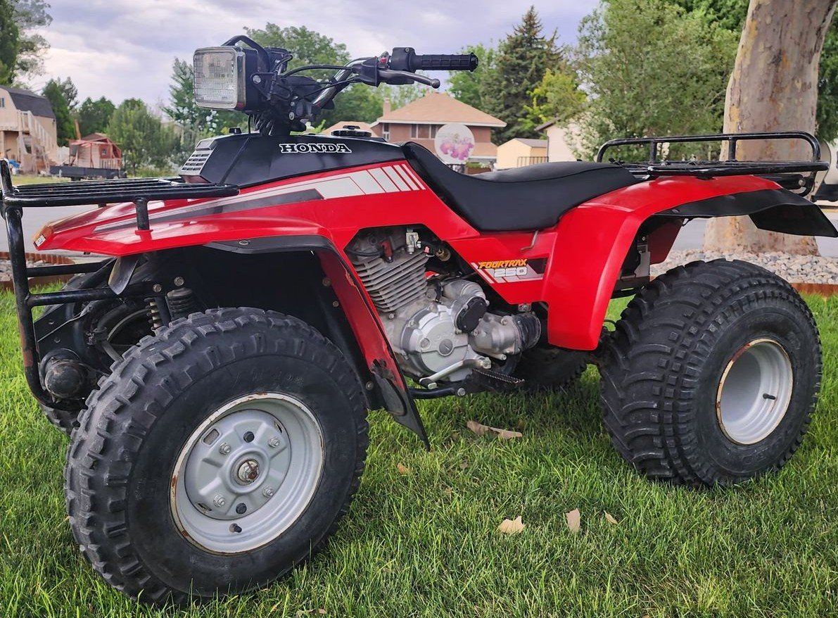 1985 Vintage Honda FourTrax TRX250 ATV Quad - Red