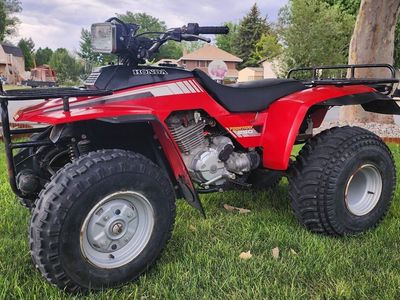 1985 Vintage Honda FourTrax TRX250 ATV Quad - Red