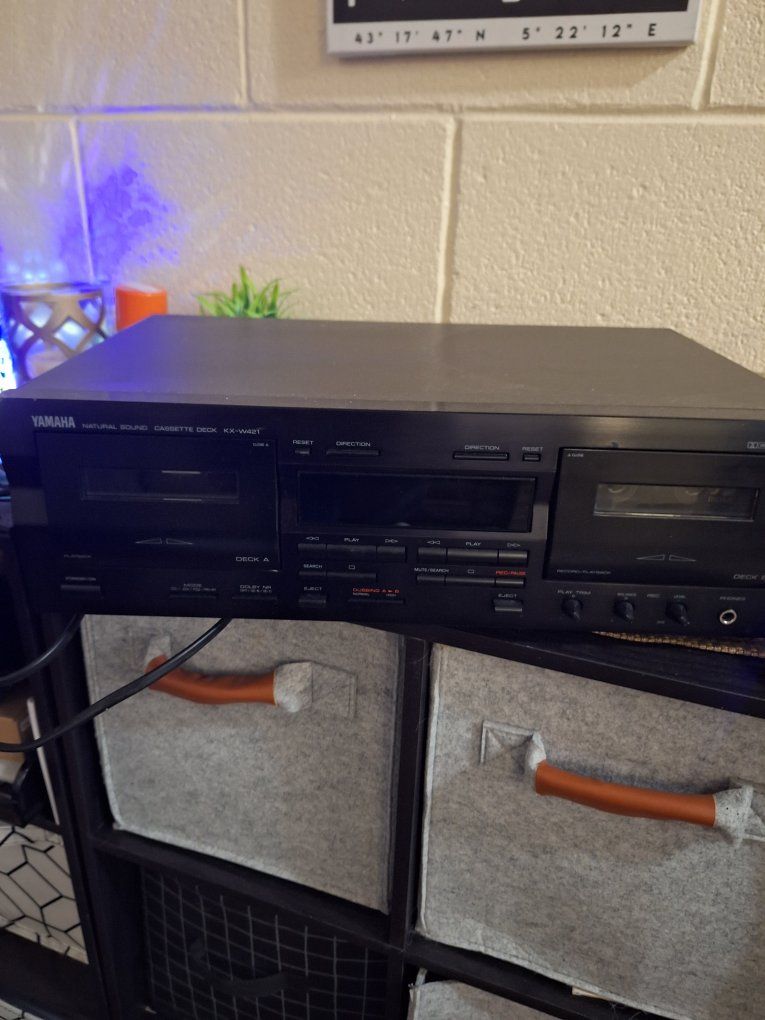 Yamaha Natural Sound KX-W421 Dual Cassette Deck - Vintage Audio Player