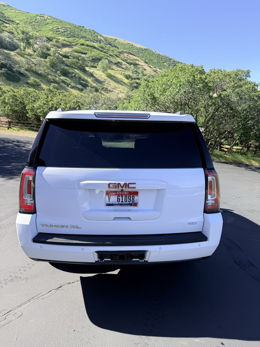 2017 GMC Yukon XL SL