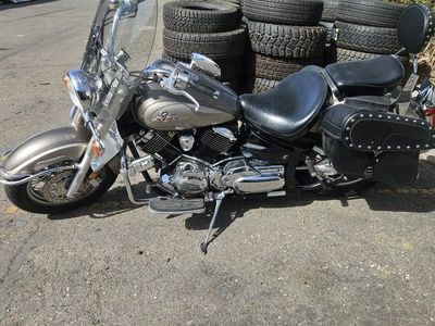 Yamaha V Star VS 1100 Classic