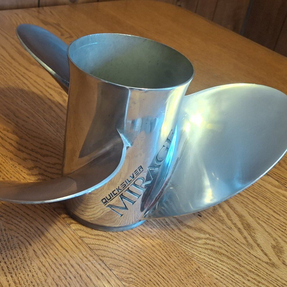 Merc Stainless Steel Prop 19P (Perfect Condition)