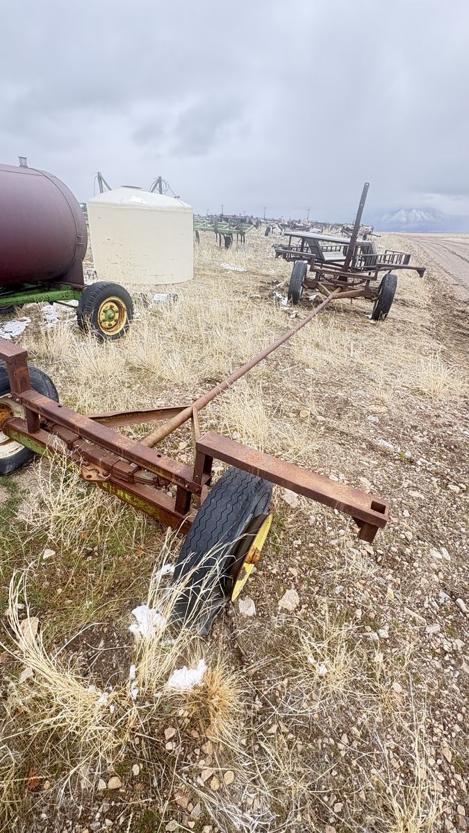 John Deere Pipe Trailer