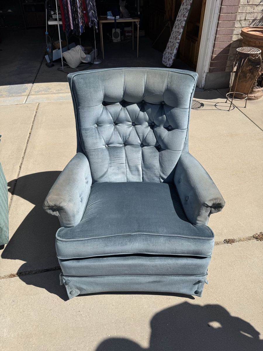 Swivel Rocking Chair