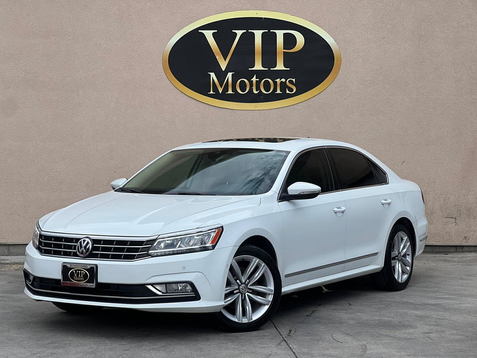 2017 Volkswagen Passat V6 SEL Premium