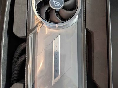ASUS NVIDIA GeForce RTX 5090 Astral LC Overclocked Liquid Cooled 32GB GDDR7 PCIe 5.0 Graphics Card