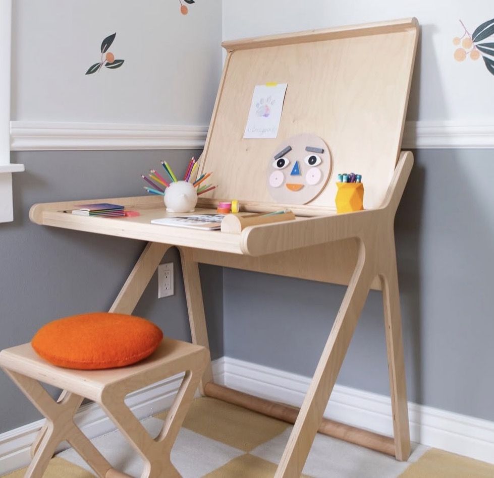 Rafa K Scandinavian/Minimalist Desk