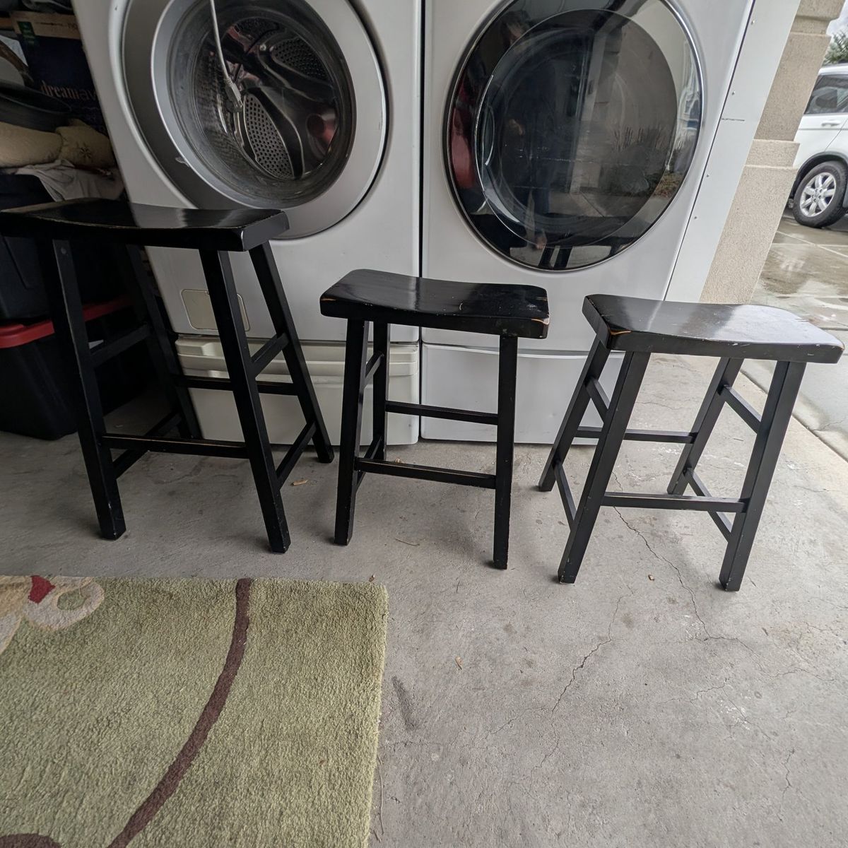 Solid wood bar stools black