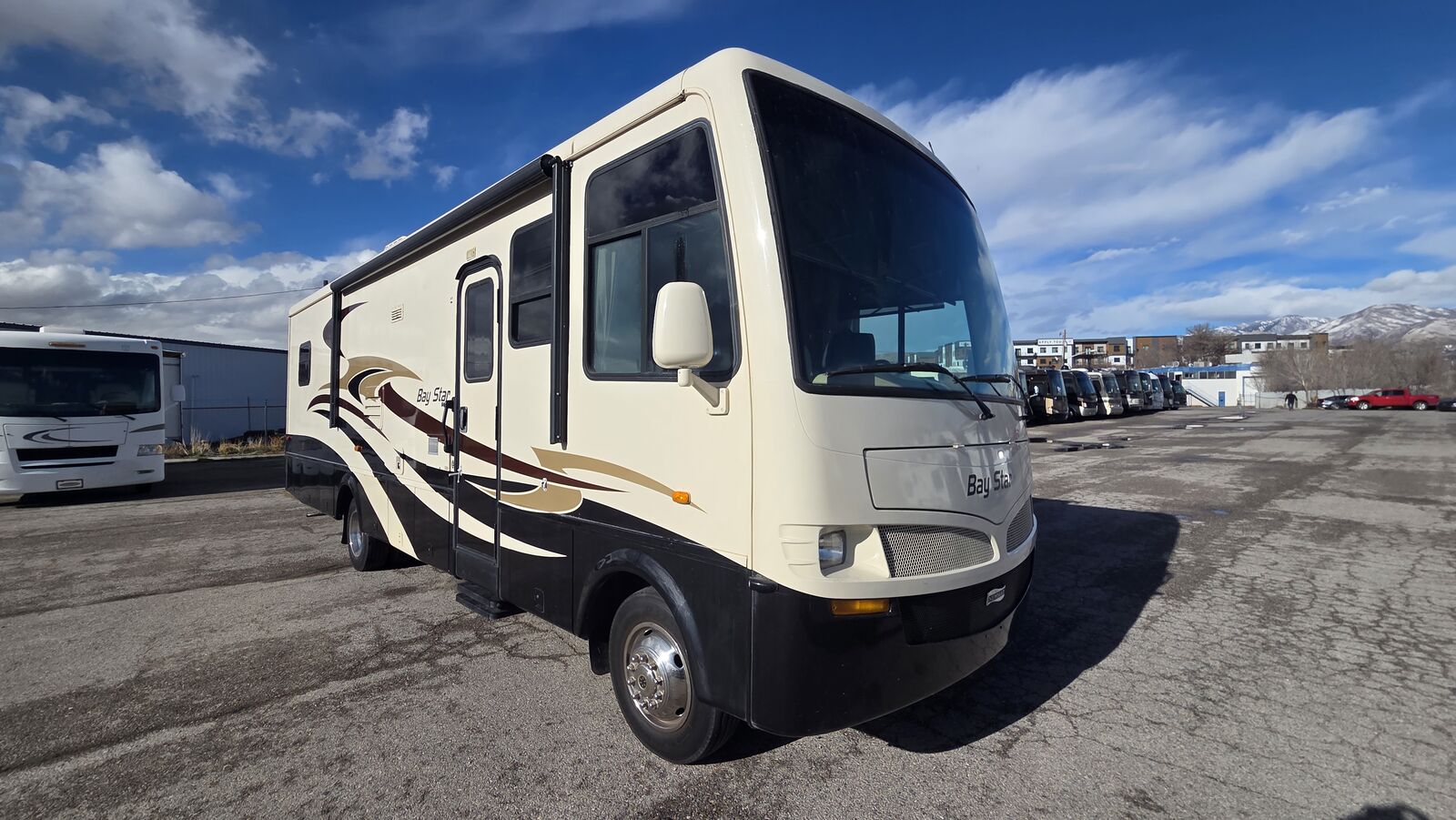 2010 Newmar Baystar 3201 2 Slides Fullbody Paint