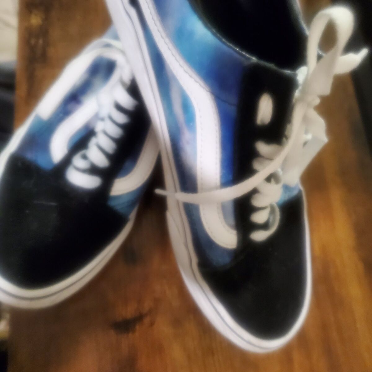 SZ 8.5 VANS "OFF THE WALL" CLEAN! FCFS