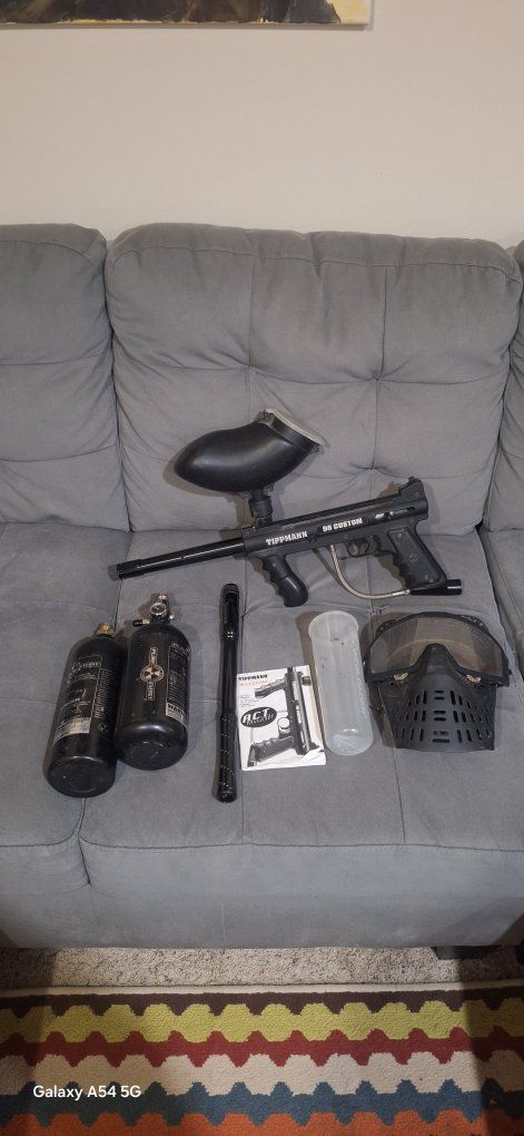 Tippmann 98 Custom Paintball Marker Kit with Mask, Tanks & Accessories